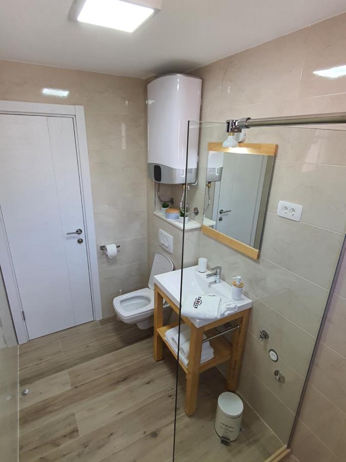 Family Apartments Bar Dış mekan fotoğraf