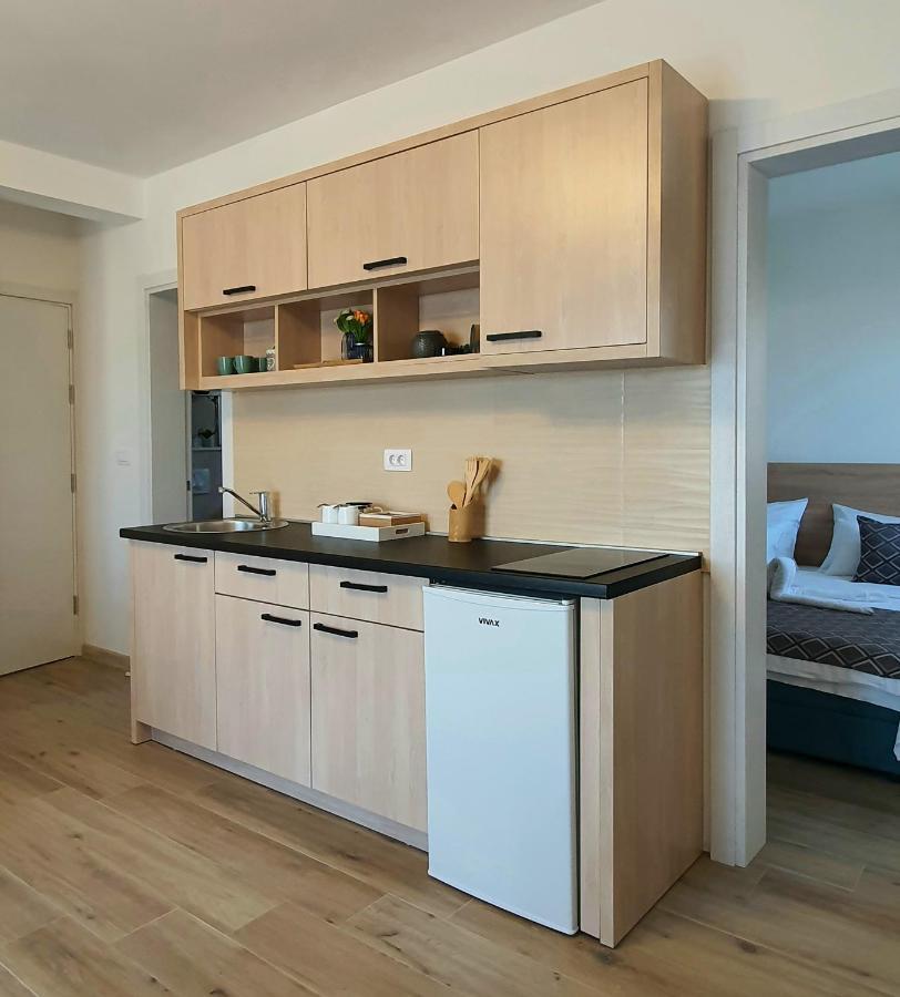 Family Apartments Bar Dış mekan fotoğraf