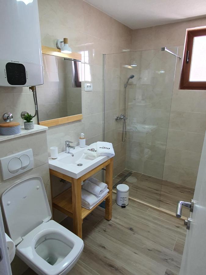 Family Apartments Bar Dış mekan fotoğraf