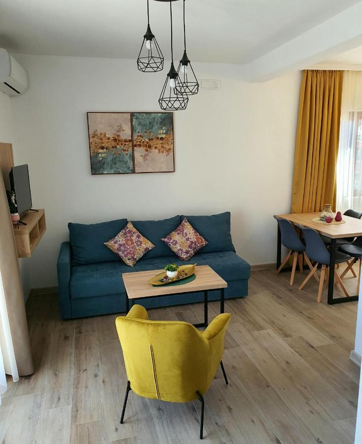Family Apartments Bar Dış mekan fotoğraf